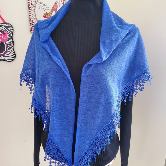 Wrap - Picture 1 of 2